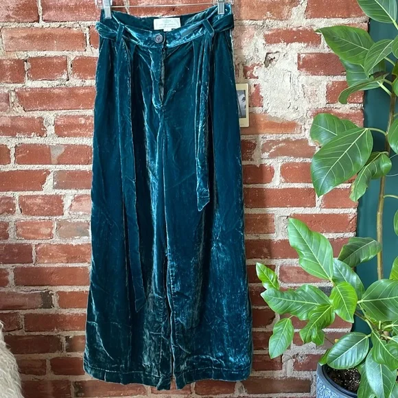 🆕NWT Anthropologie Velvet Wide Leg Trousers